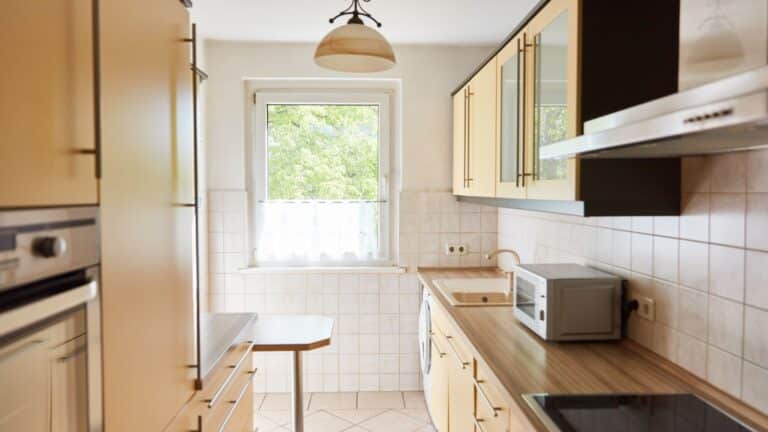 Comment optimiser l’espace et aménager une kitchenette ?