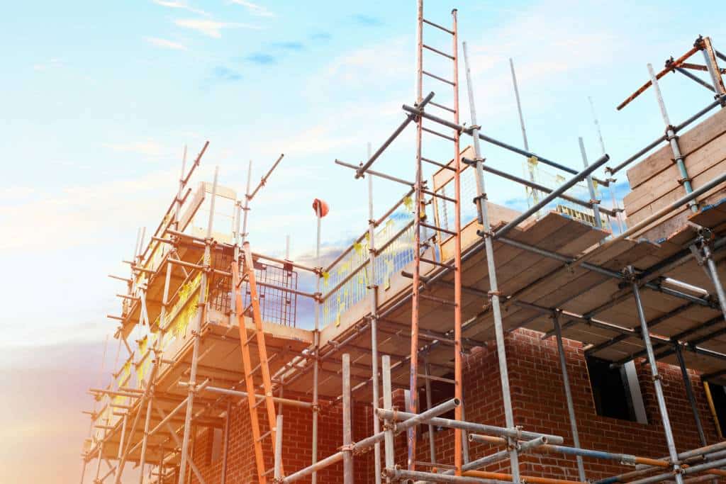 protection chantier indispensable contre les risques de chute et de blessure